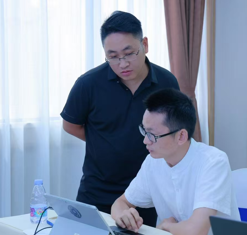2 天AI建站,小白变高手,亲自建成漂亮的独立站上线 配图