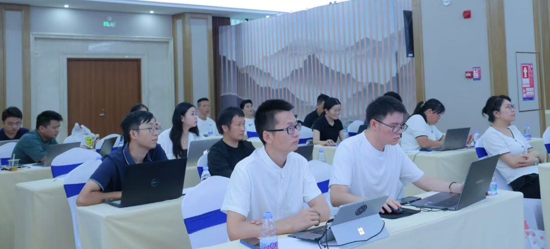 2 天AI建站,小白变高手,亲自建成漂亮的独立站上线 配图