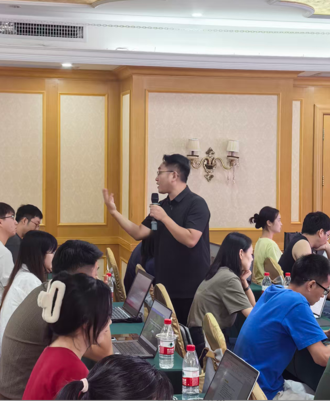 SEO小平外贸SEO陪跑第7期线下培训圆满落幕 配图
