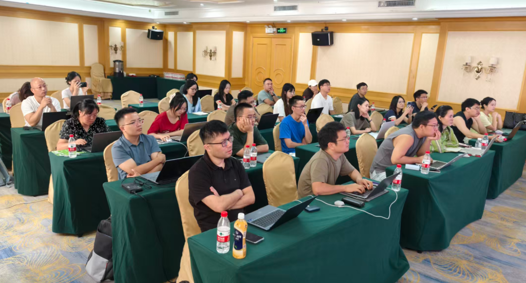 SEO小平外贸SEO陪跑第7期线下培训圆满落幕 配图