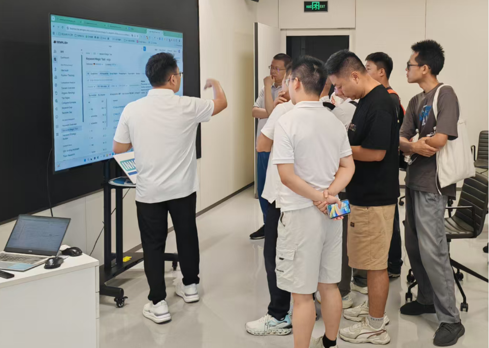 SEO小平参加深圳WordPress线下沙龙MeetUp 配图