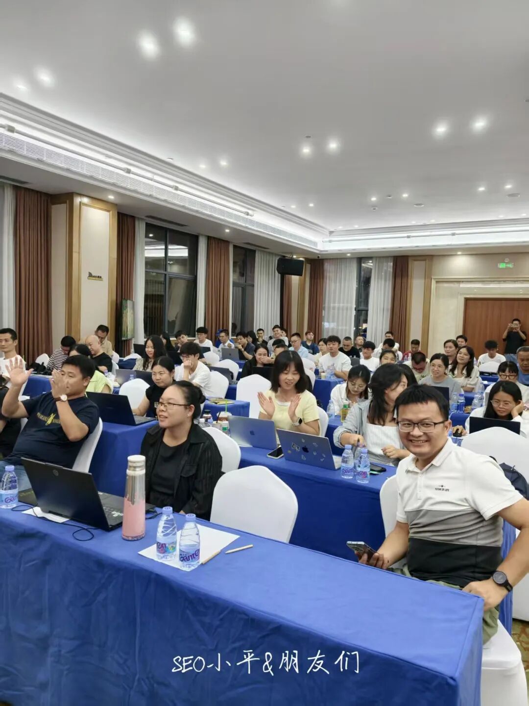 课程现场:分组实操练习