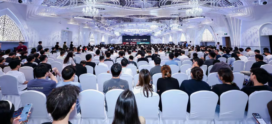 《哥飞的朋友们》大会程序员出海交流现场
